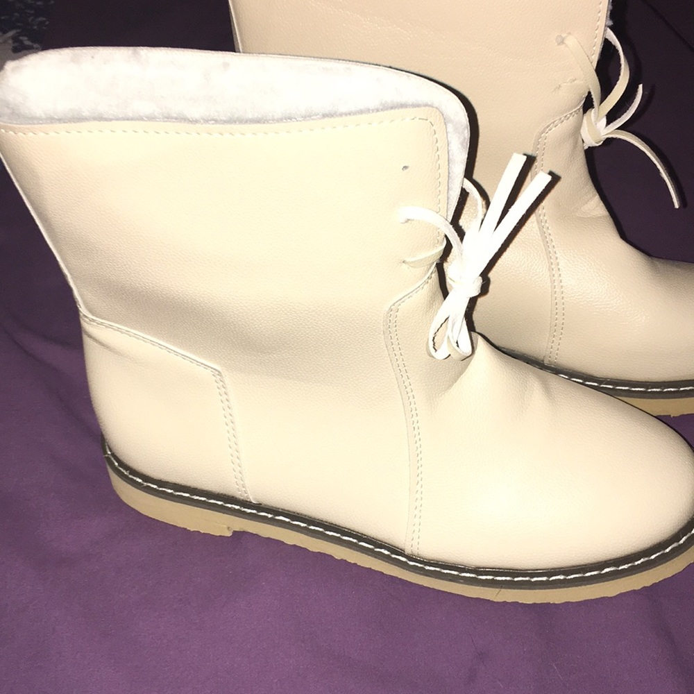 Very cute slip-on boots - Picture 3 of 6